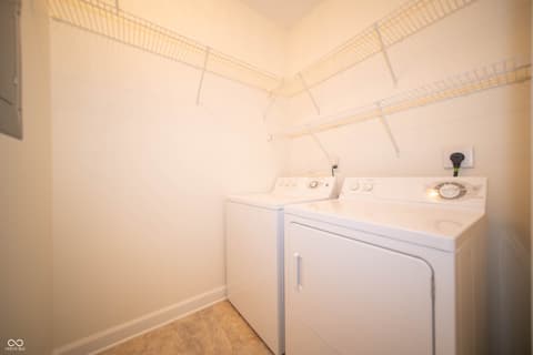 Photo of 1575 Sierra Springs, Carmel, IN