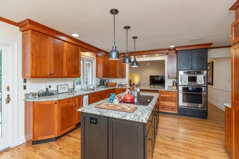 Photo of 8535 Washington Boulevard, Indianapolis, IN