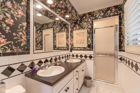 Photo of 8535 Washington Boulevard, Indianapolis, IN