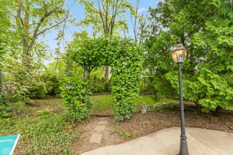Photo of 8535 Washington Boulevard, Indianapolis, IN