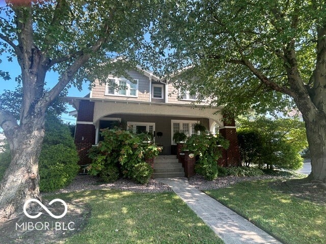 Photo of 500 N Walnut Street, Batesville, IN