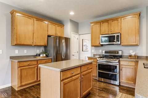Kitchen at 559 Hythe Way, Westfield, IN