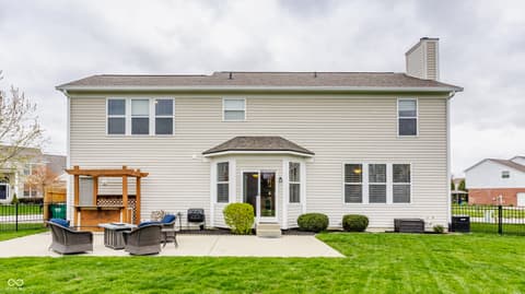 Backyard at 559 Hythe Way, Westfield, IN