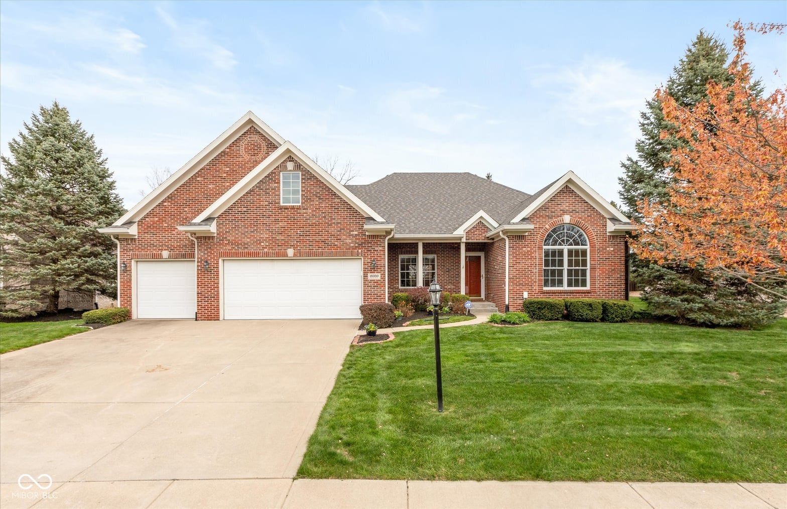 Photo of 16350 Quartz Drive, Noblesville, IN