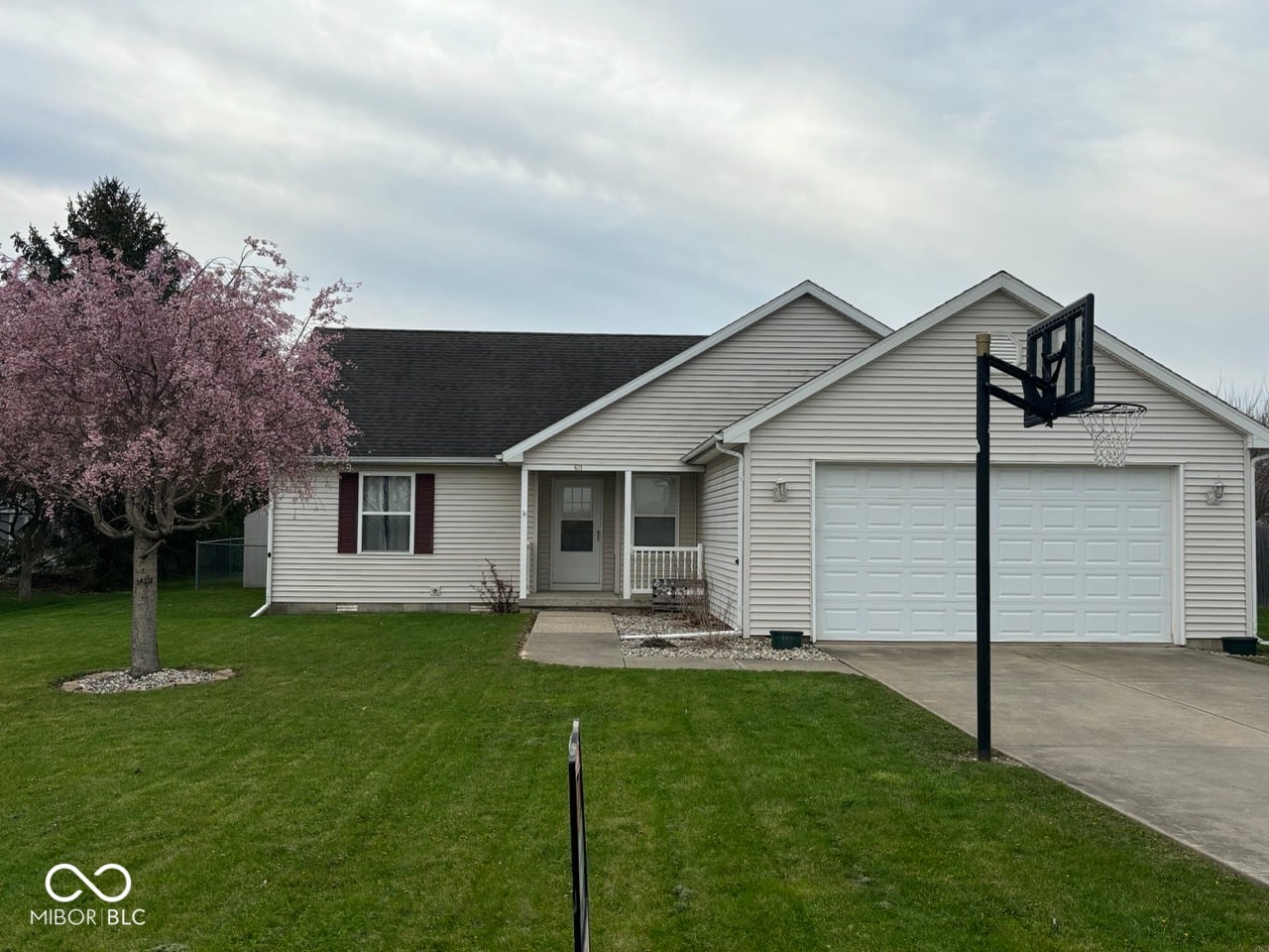 Photo of 611 E Jackson Street, Mulberry, IN