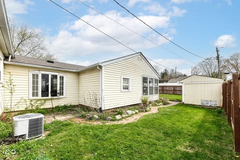 Photo of 590 N 17th Street, Noblesville, IN