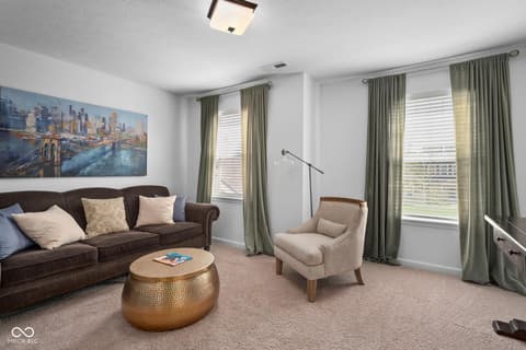 Photo of 11014 Woodpark Drive, Noblesville, IN