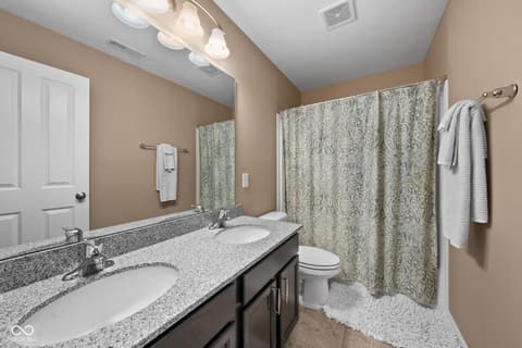 Photo of 11014 Woodpark Drive, Noblesville, IN