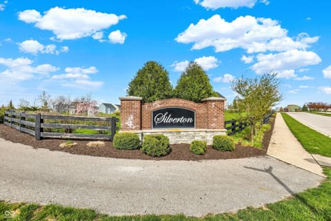 Photo of 13314 Lansbury Lane, Fishers, IN