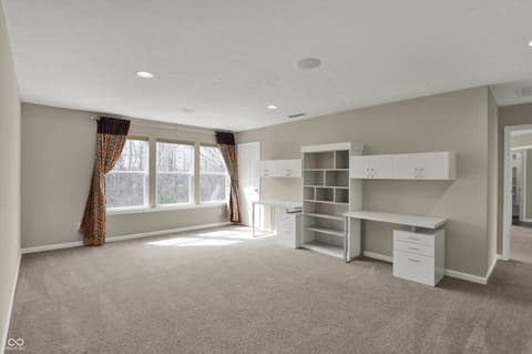 Photo of 13314 Lansbury Lane, Fishers, IN
