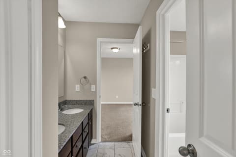 Photo of 13314 Lansbury Lane, Fishers, IN