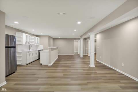 Photo of 13314 Lansbury Lane, Fishers, IN