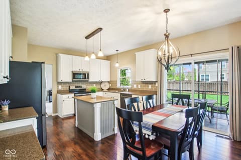 Photo of 12088 Everwood Circle, Noblesville, IN