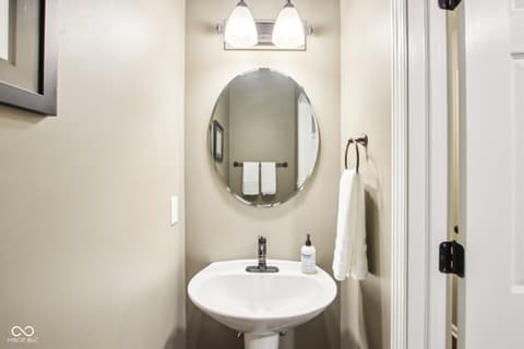 Photo of 12088 Everwood Circle, Noblesville, IN