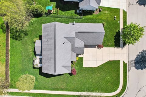 Photo of 12088 Everwood Circle, Noblesville, IN
