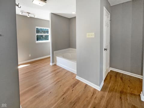 Photo of 10376 Alice Court, Fishers, IN