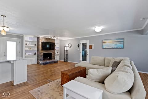 Photo of 10421 Hillsdale Drive, Carmel, IN