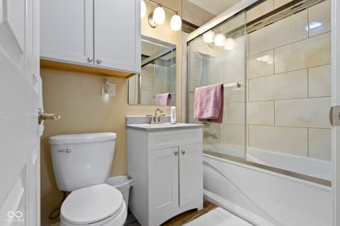 Photo of 10421 Hillsdale Drive, Carmel, IN
