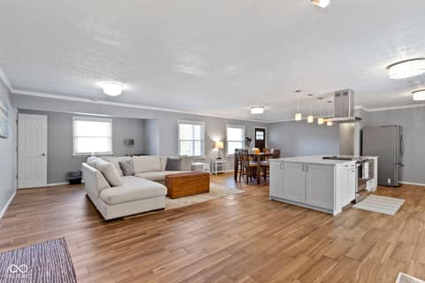 Photo of 10421 Hillsdale Drive, Carmel, IN