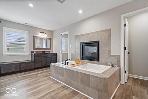Primary bathroom at 1352 Trifecta Way, Westfield, IN