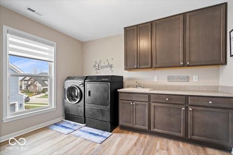 Laundry room at 1352 Trifecta Way, Westfield, IN