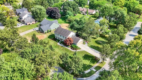 Photo of 303 Scarborough Way, Noblesville, IN