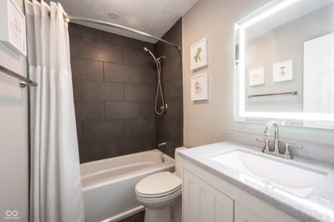 Photo of 10982 Gate Circle, Fishers, IN