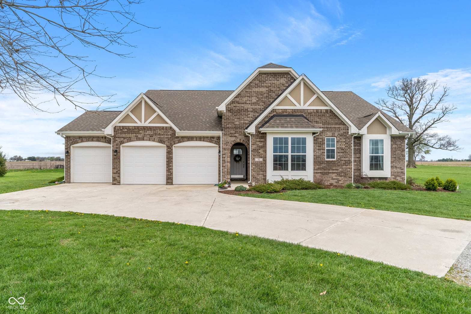Front exterior at 52 E 286th Street, Atlanta, IN