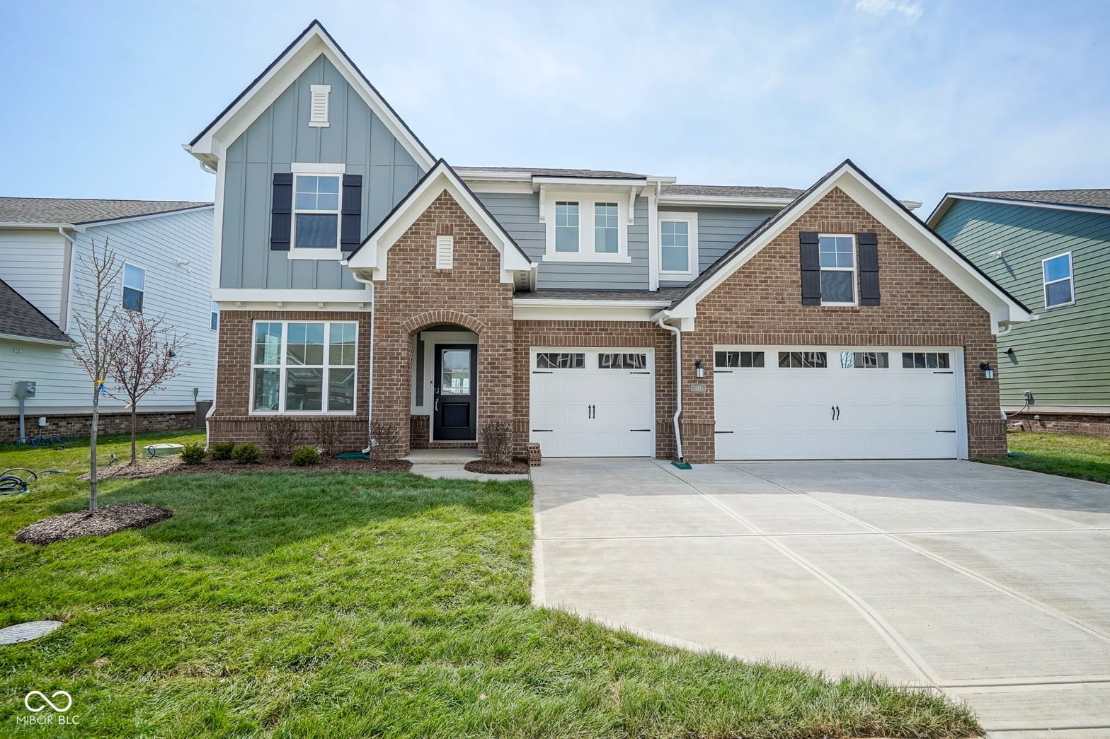 Front exterior at 613 Waterford Lane, Westfield, IN