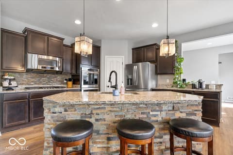 Photo of 957 Commander Court, Westfield, IN