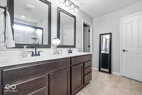 Photo of 957 Commander Court, Westfield, IN
