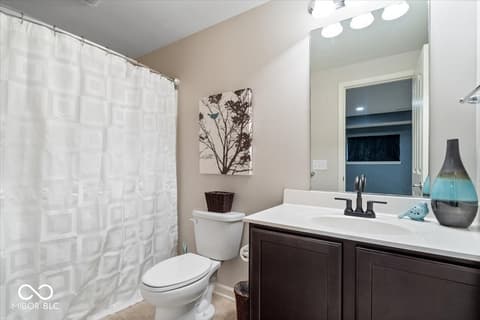 Photo of 957 Commander Court, Westfield, IN