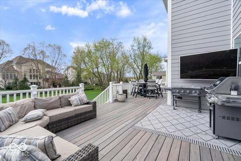 Photo of 957 Commander Court, Westfield, IN