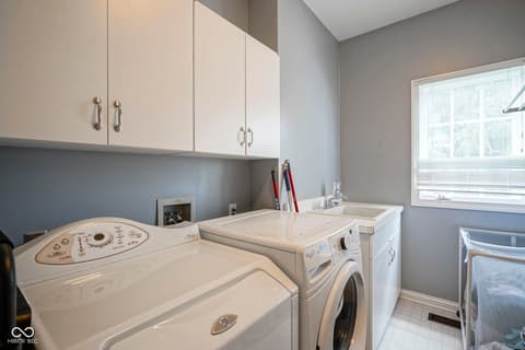 Laundry room at 3837 Penzance Place, Carmel, IN