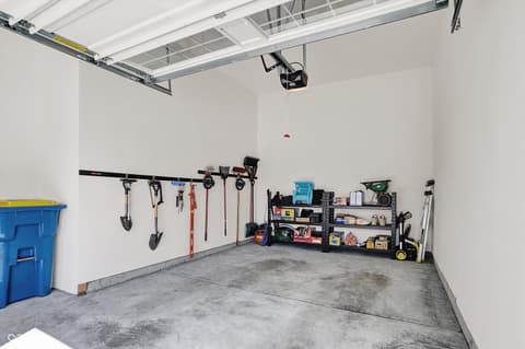Garage at 14349 Marsdale Place, Carmel, IN