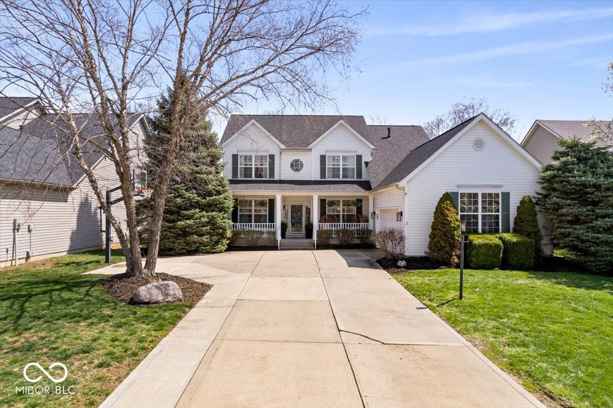 Front exterior at 16726 Blackbird Court, Noblesville, IN