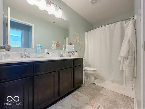 Photo of 1115 Freshwater Lane, Cicero, IN