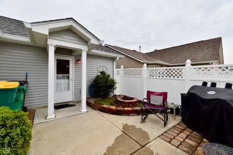 Photo of 921 Kimberly Avenue, Westfield, IN