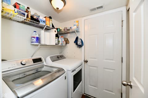 Photo of 921 Kimberly Avenue, Westfield, IN