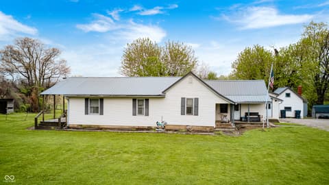 Front exterior at 5320 S Lick Crk Road, Morgantown, IN