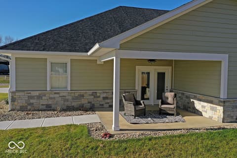 Photo of 315 Blue River Drive, Knightstown, IN