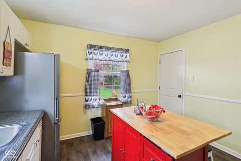 Kitchen at 473 N 17th Street, Noblesville, IN