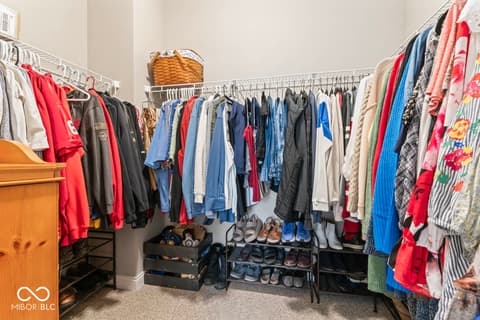 Walk In Closets — 161 Tamarack Larch Boulevard, Cicero, IN