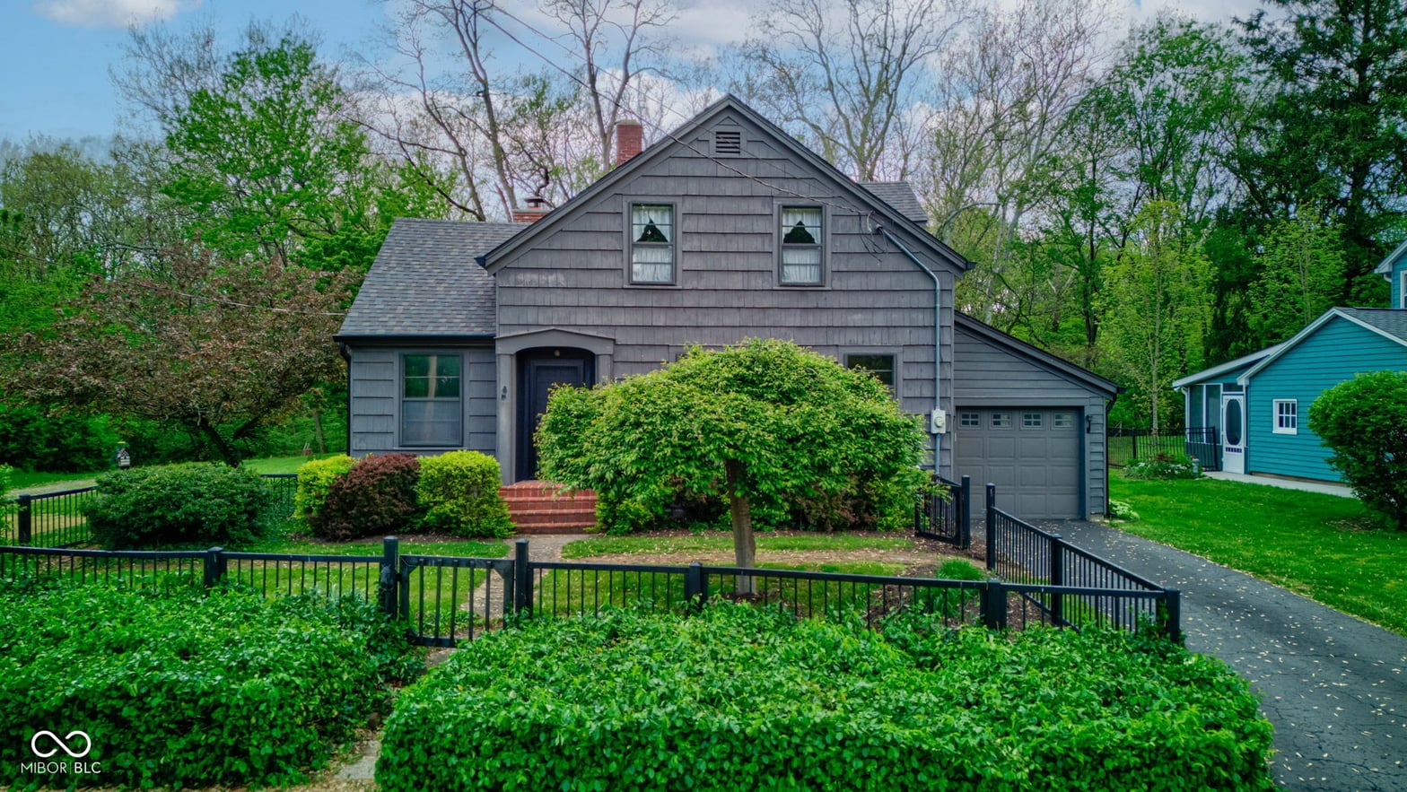 Photo of 901 Center Drive, Noblesville, IN