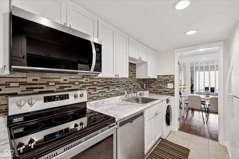 Photo of 7472 Countrybrook Drive, Indianapolis, IN