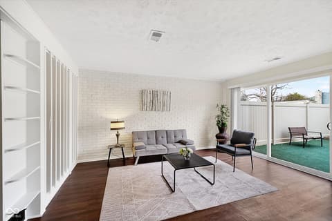 Photo of 7472 Countrybrook Drive, Indianapolis, IN