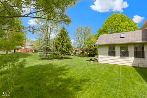 Yard at 960 Arrowwood Drive, Carmel, IN