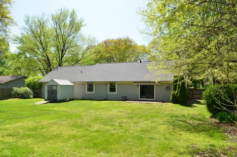 Photo of 931 Beech Drive, Greenwood, IN