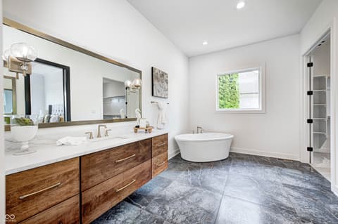 Photo of 16457 Gleneagles Court, Noblesville, IN
