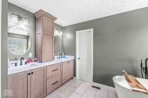 Photo of 9037 Carnation Drive, Noblesville, IN